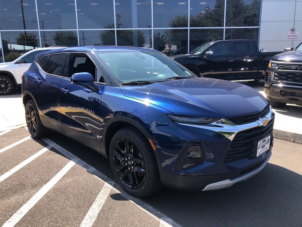 2022 Chevrolet Blazer 2LT photo 3