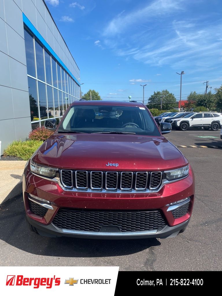 2022 Jeep Grand Cherokee Limited 4xe photo 2