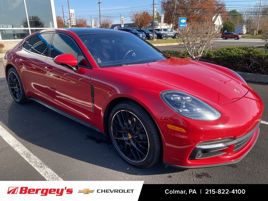 2018 Porsche Panamera 4S photo 3