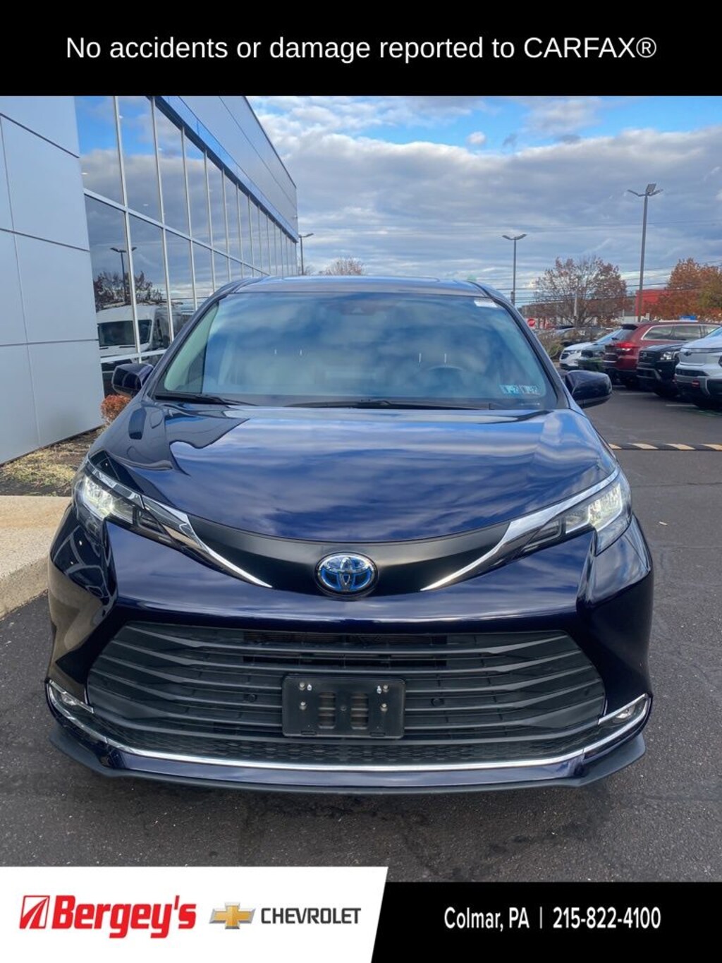 Certified 2022 Toyota Sienna XLE Minivan/Van