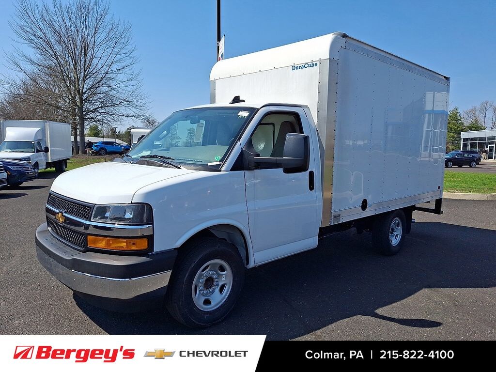 New 2026 Chevrolet Express 3500 Work Van Cab/Chassis