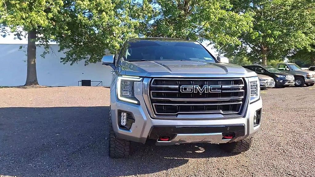 2023 Gmc Yukon AT4 photo 3