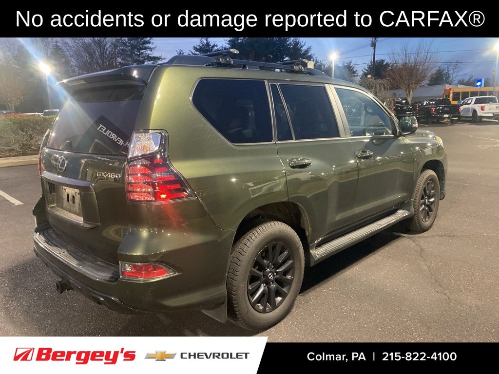 2023 Lexus GX 460 photo 2