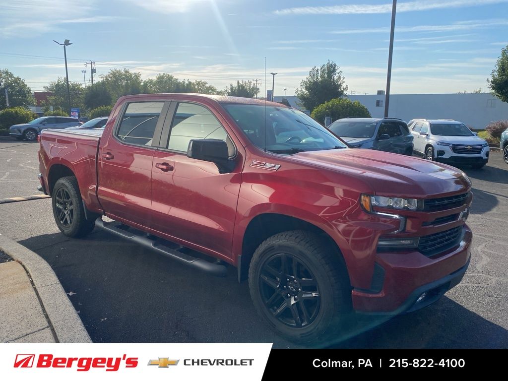 2021 Chevrolet Silverado 1500 RST photo 3