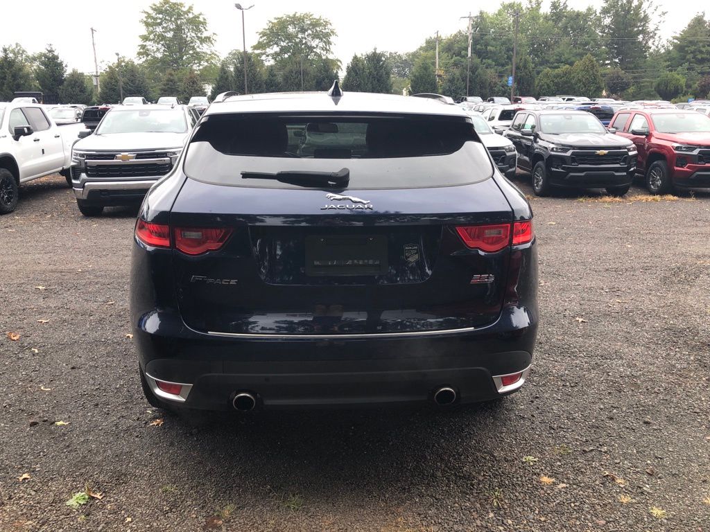 2017 Jaguar F-PACE Premium photo 4