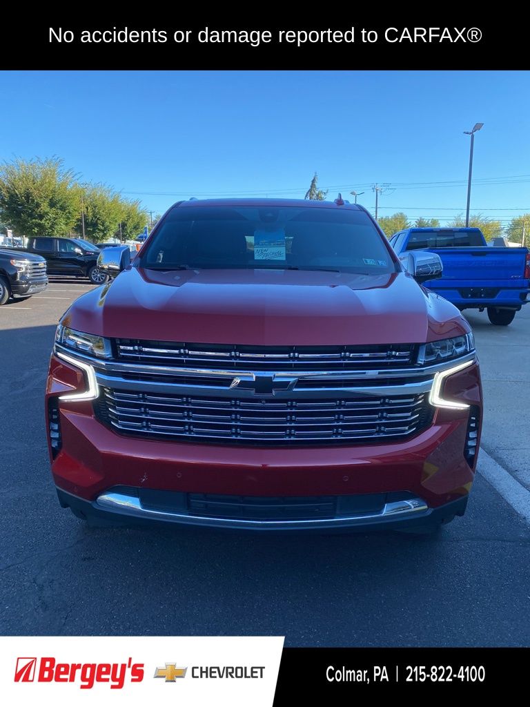 2021 Chevrolet Suburban Premier photo 2