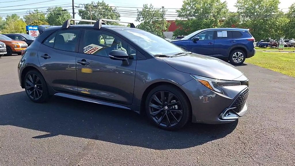 2025 Toyota Corolla XSE photo 2