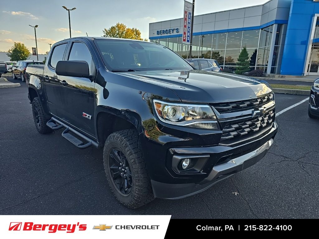2022 Chevrolet Colorado Z71 photo 3