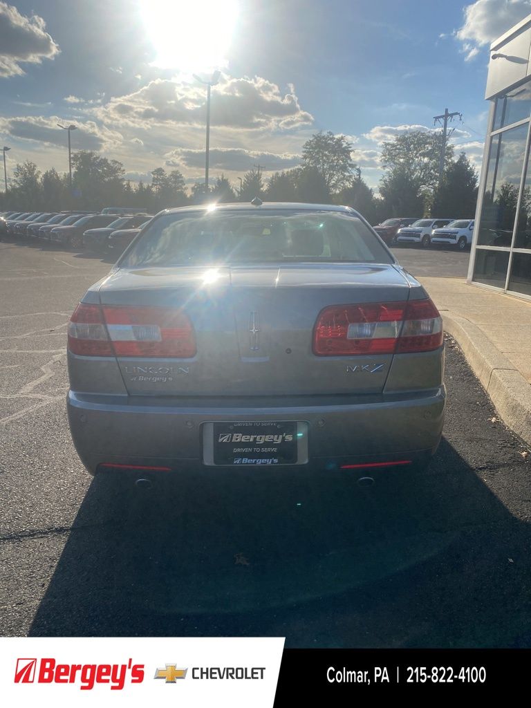 2008 Lincoln MKZ Base photo 3