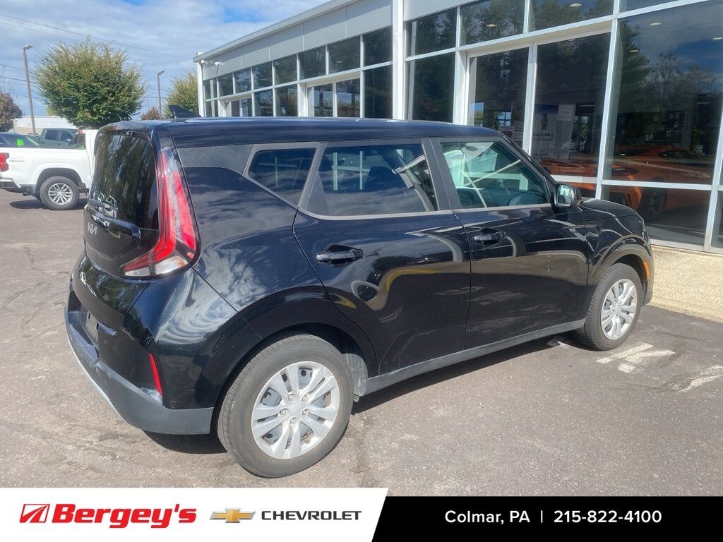 Certified 2023 Kia Soul LX Hatchback