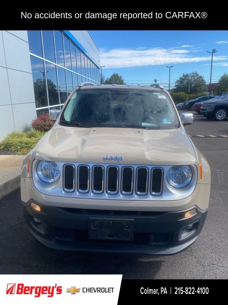 2015 Jeep Renegade Limited photo 2