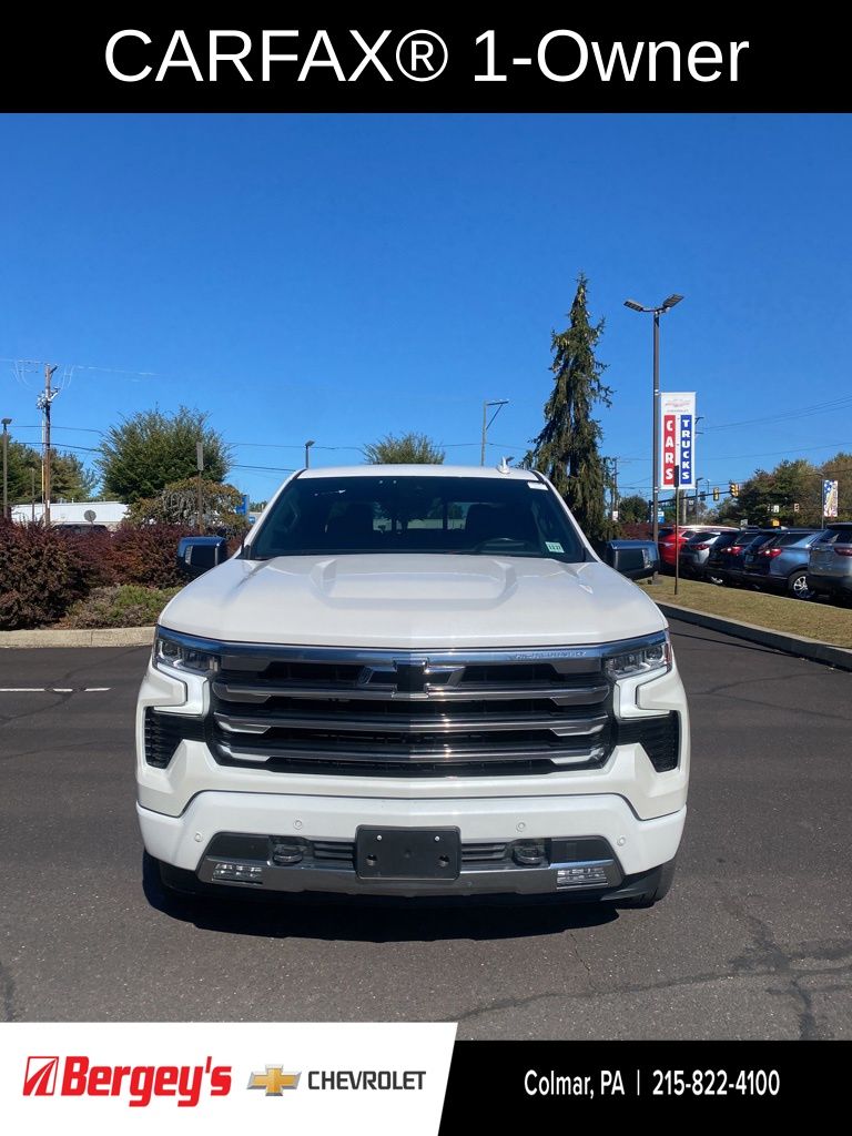 2023 Chevrolet Silverado 1500 High Country photo 3
