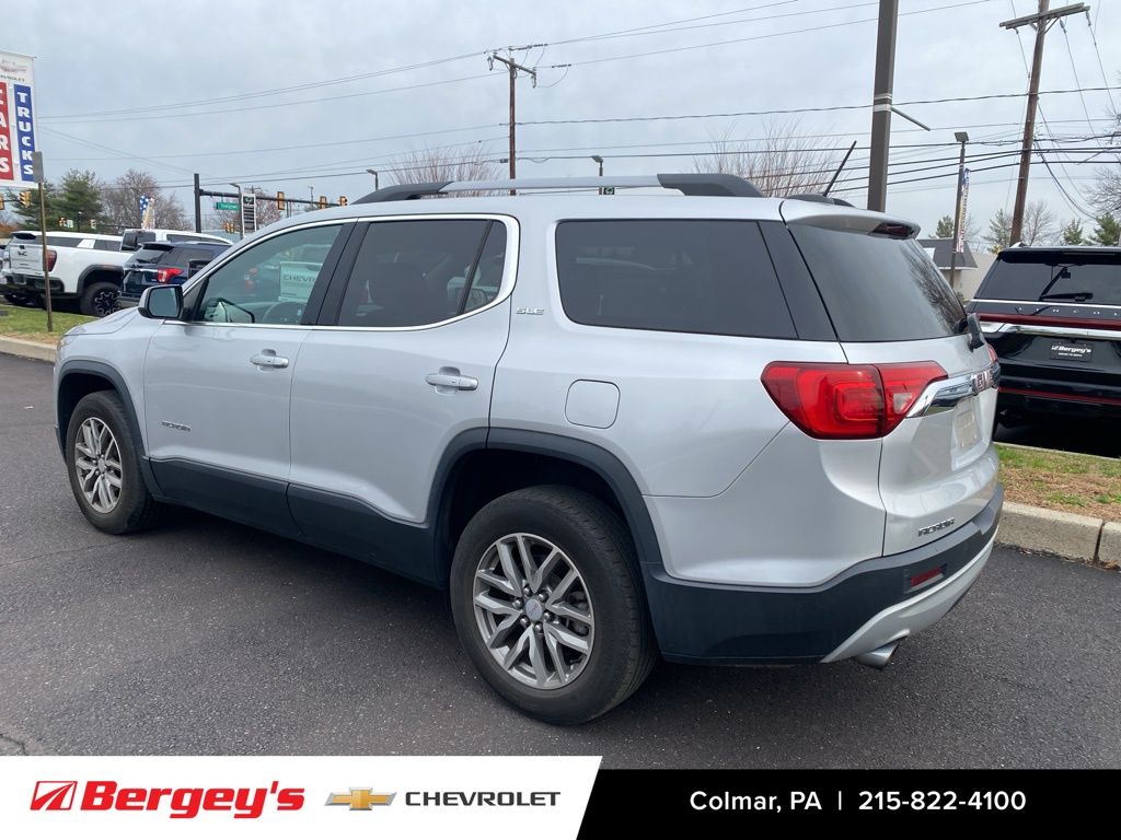 2017 Gmc Acadia Base photo 2