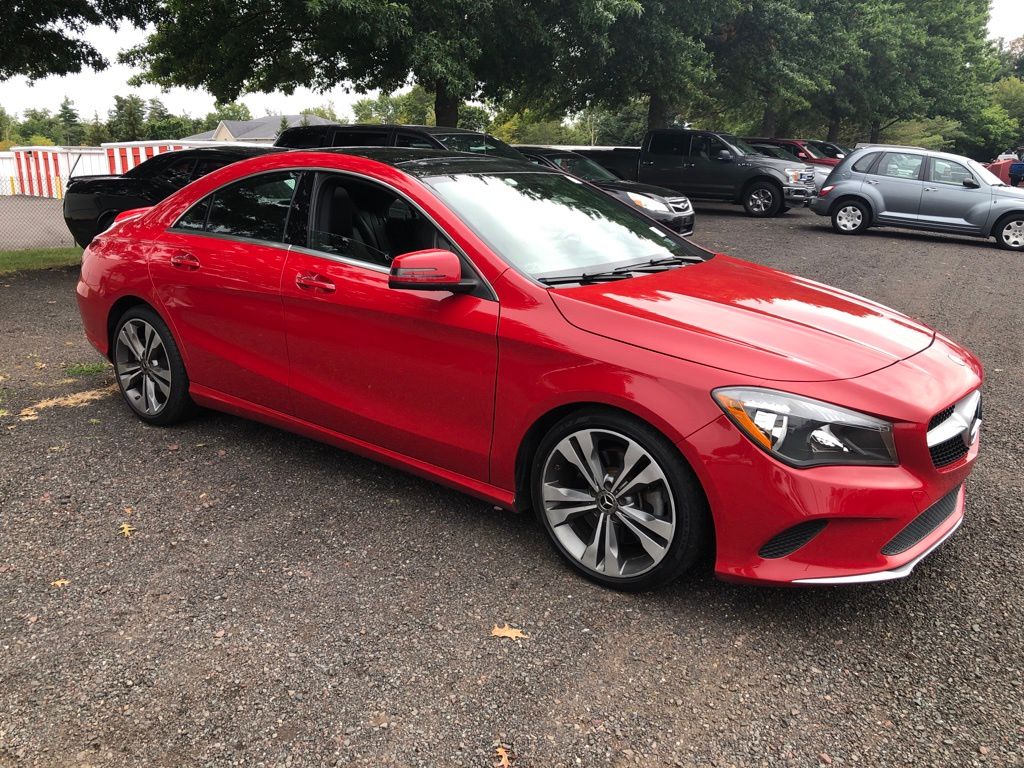 2019 Mercedes Benz CLA 250 4MATIC photo 3