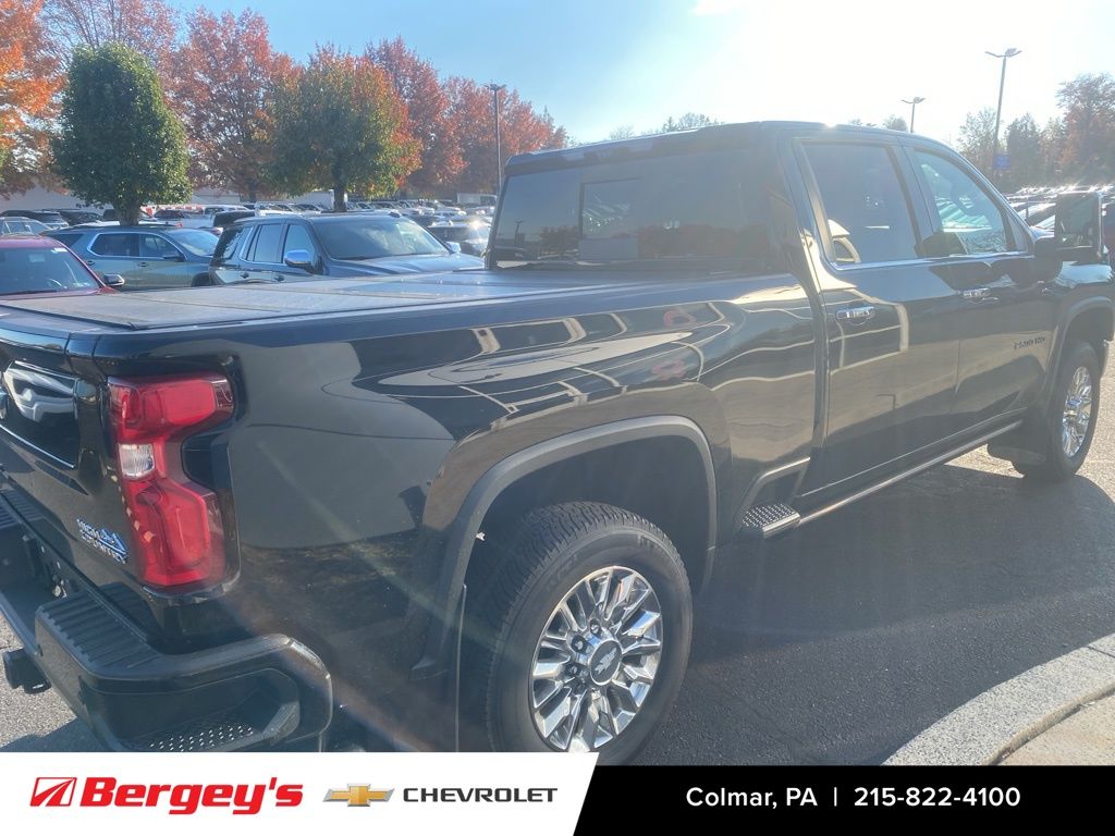 2022 Chevrolet Silverado 2500HD High Country photo 4