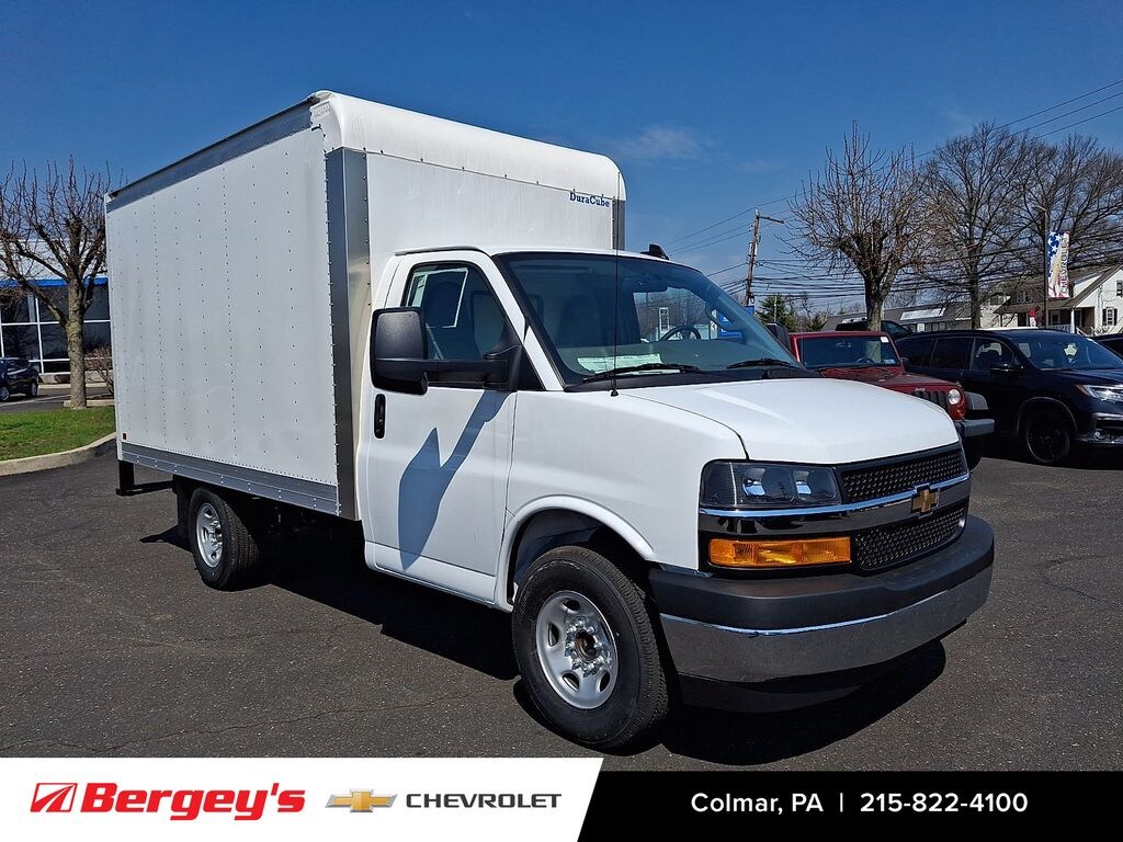 New 2026 Chevrolet Express 3500 Work Van Cab/Chassis