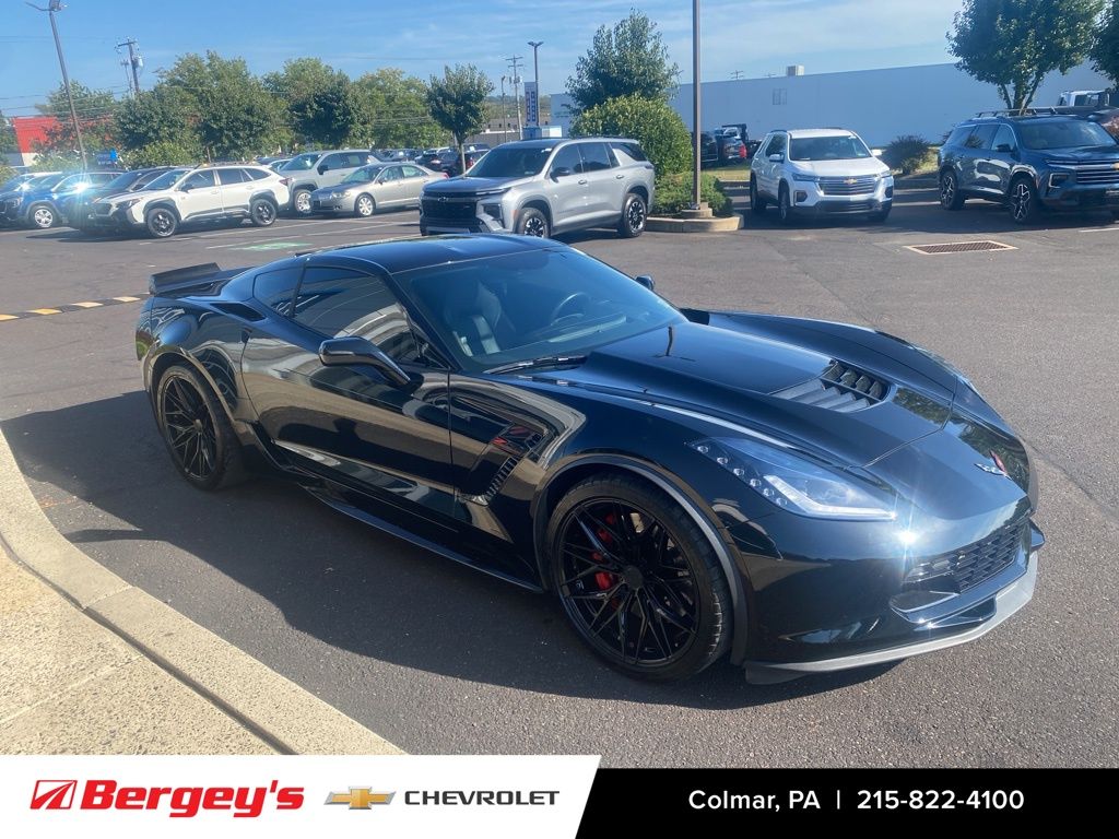 2017 Chevrolet Corvette Z06 1LZ photo 2