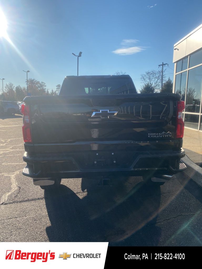 2022 Chevrolet Silverado 2500HD High Country photo 3