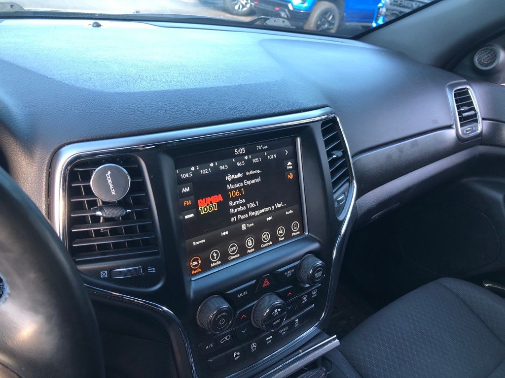 2018 Jeep Grand Cherokee Upland photo 3