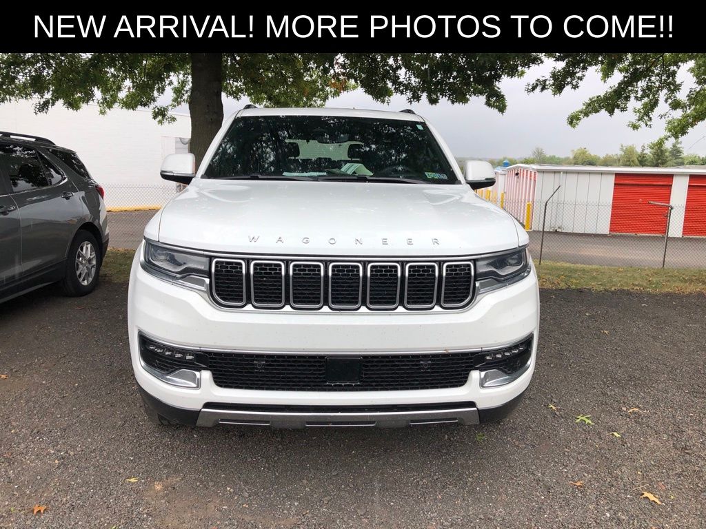 2022 Jeep Wagoneer Series III photo 2