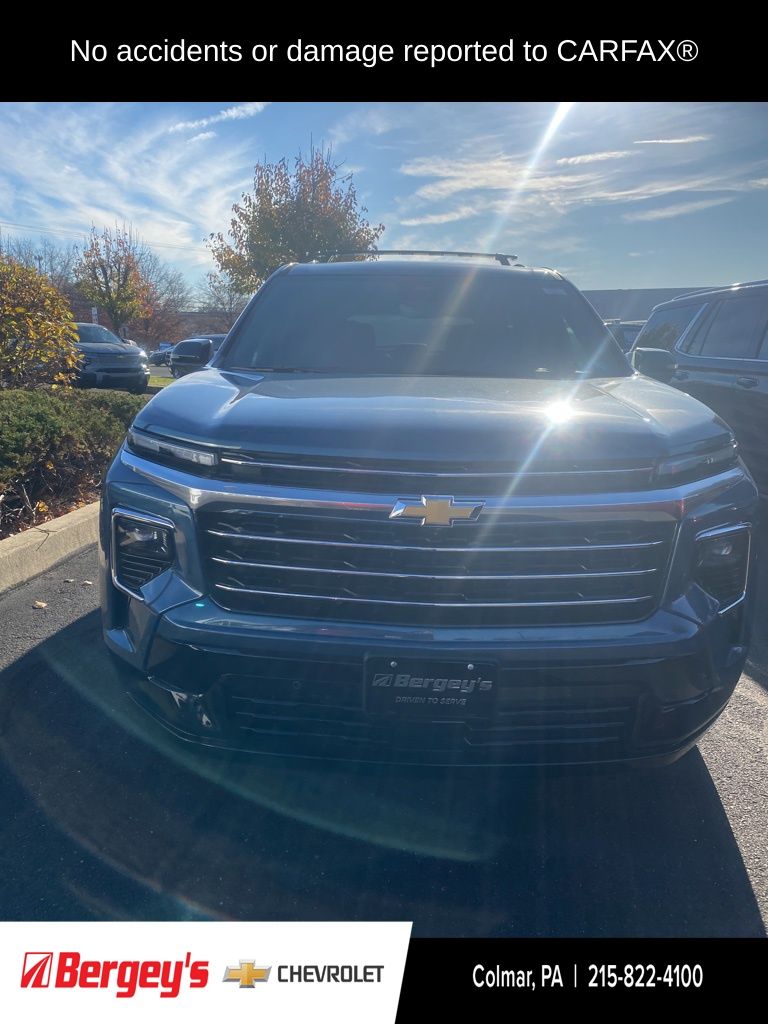 2025 Chevrolet Traverse High Country photo 2