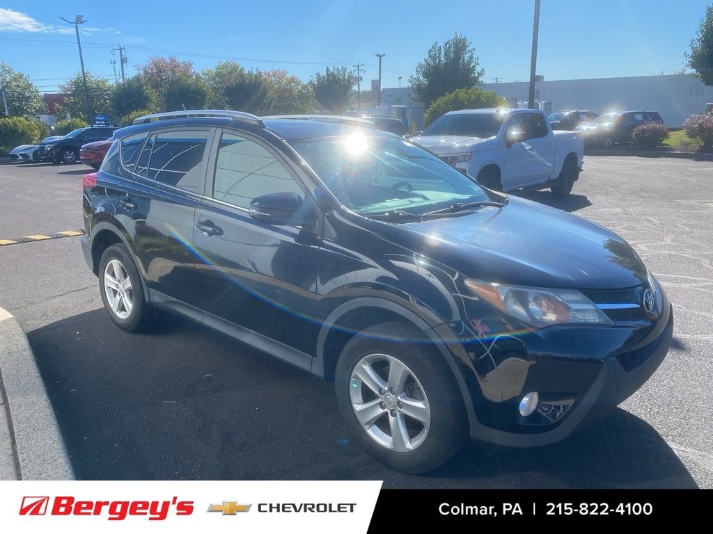 Used 2013 Toyota RAV4 XLE SUV