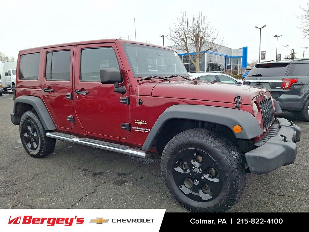 Used 2013 Jeep Wrangler Unlimited Sahara SUV