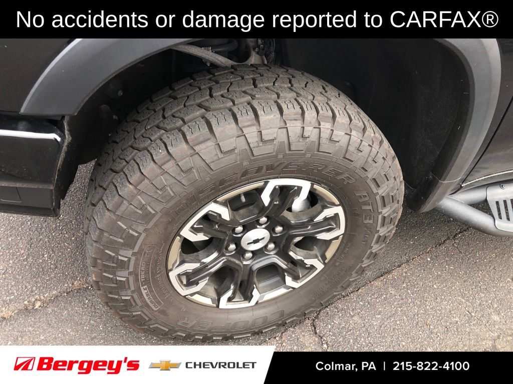 2022 Chevrolet Silverado 1500 ZR2 photo 2