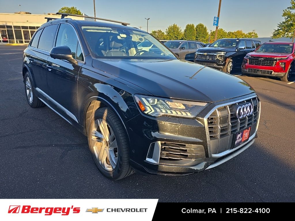 2023 Audi Q7 55 Premium photo 4