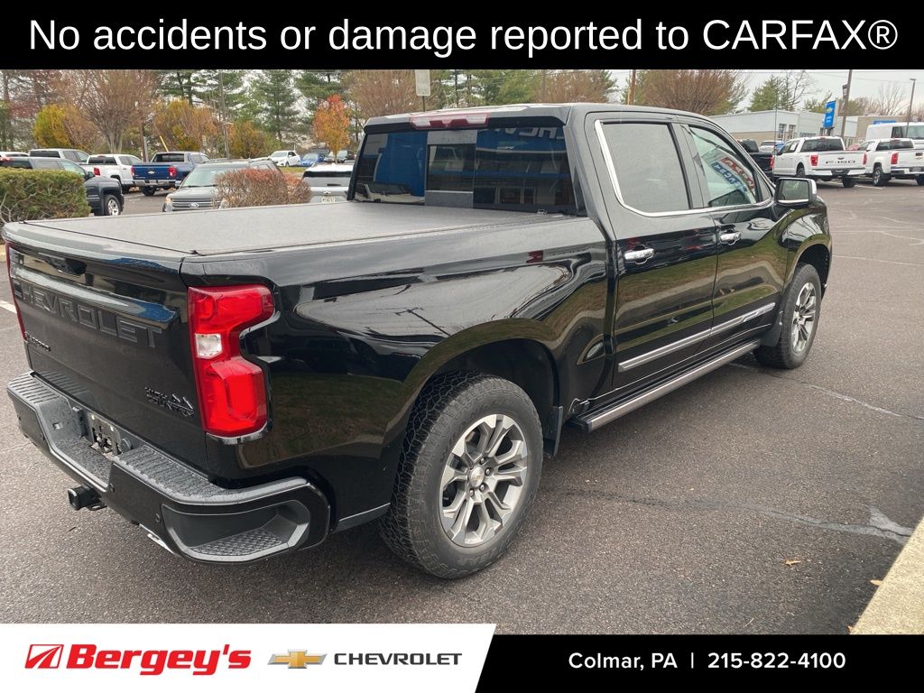 2023 Chevrolet Silverado 1500 High Country photo 2