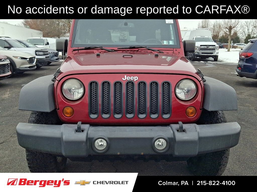 Used 2013 Jeep Wrangler Unlimited Sahara SUV