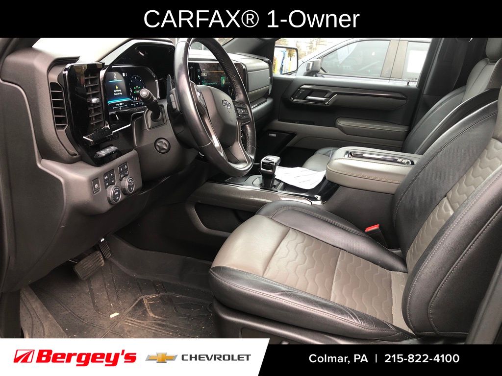 2022 Chevrolet Silverado 1500 ZR2 photo 2