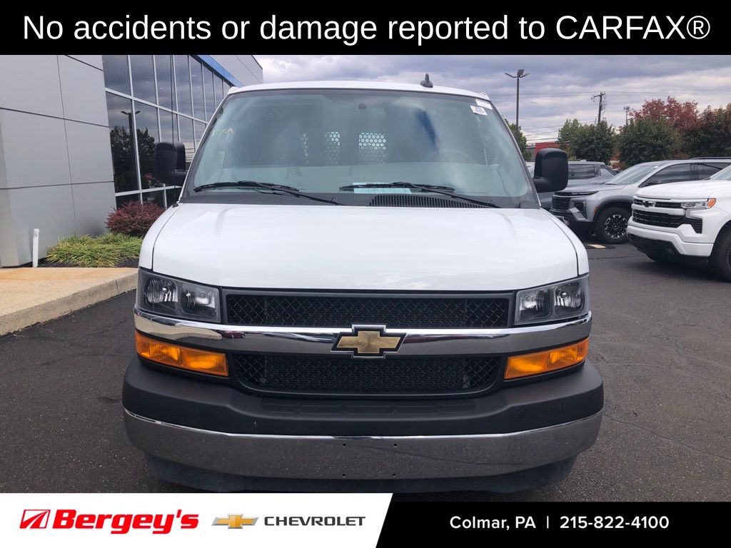 2024 Chevrolet Express 2500 Work Van Cargo photo 2