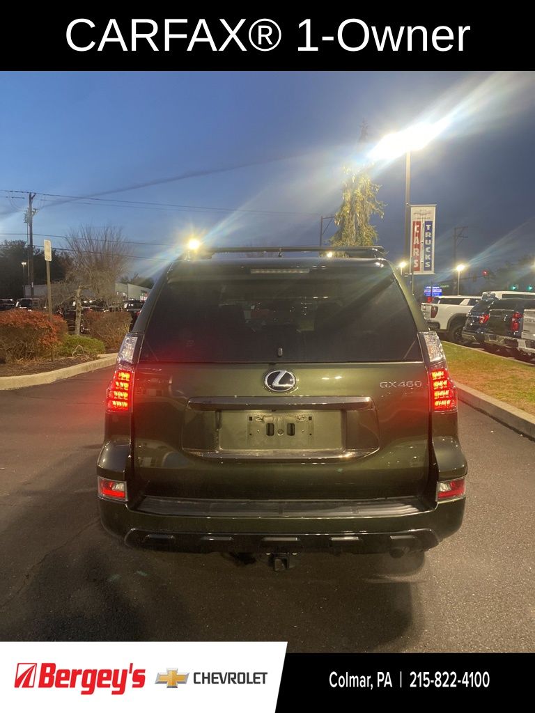 2023 Lexus GX 460 photo 3