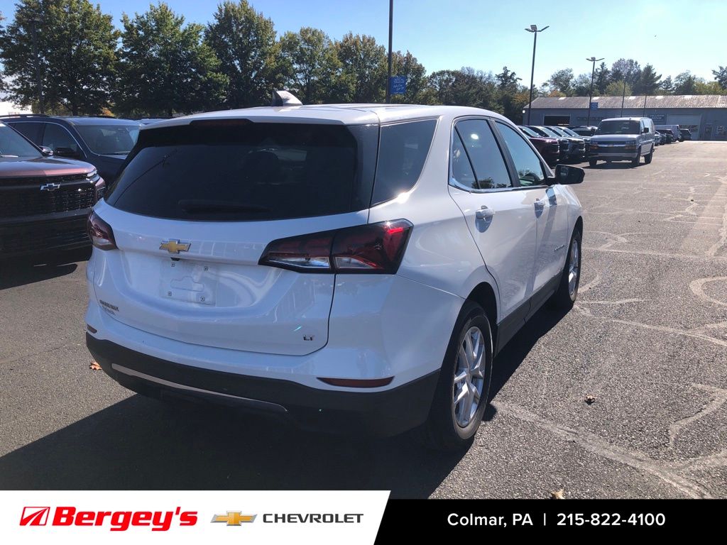2022 Chevrolet Equinox LT photo 4
