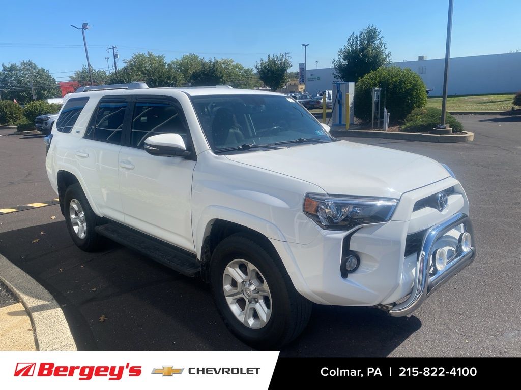 2014 Toyota 4Runner SR5 Premium photo 3