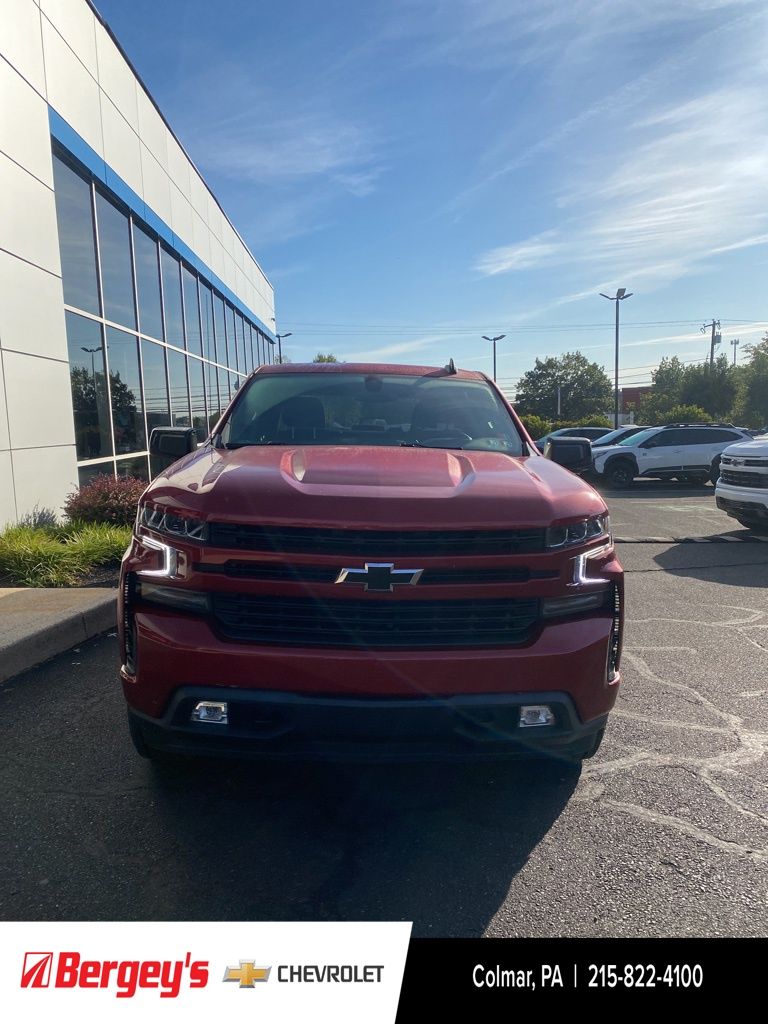 2021 Chevrolet Silverado 1500 RST photo 2