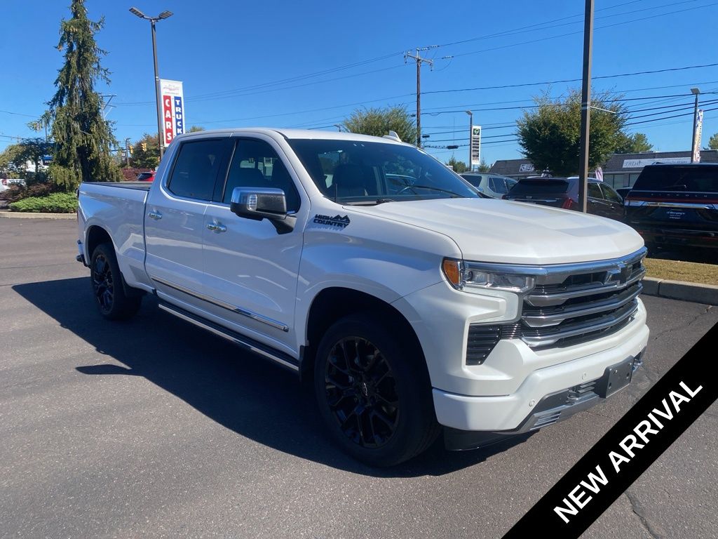 2023 Chevrolet Silverado 1500 High Country photo 4