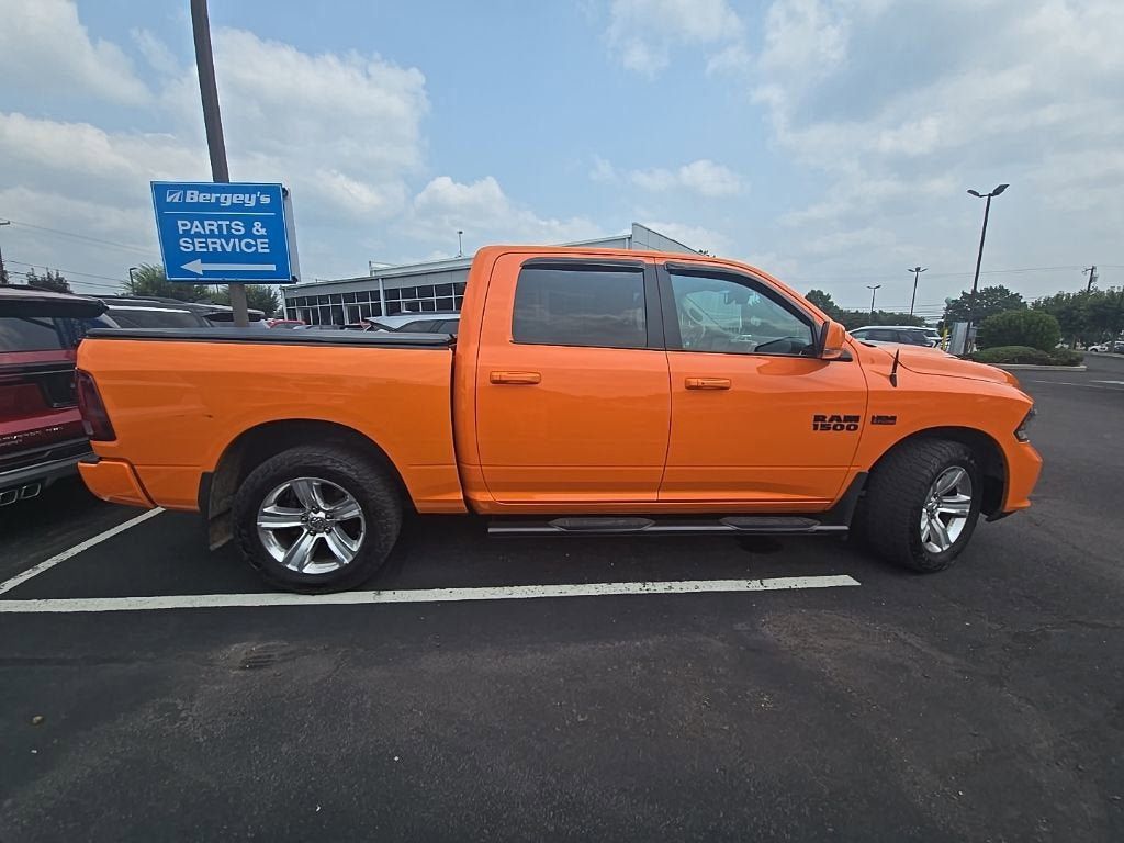 2015 Ram 1500 Sport photo 2