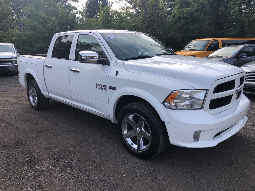 2016 Ram 1500 Express photo 3