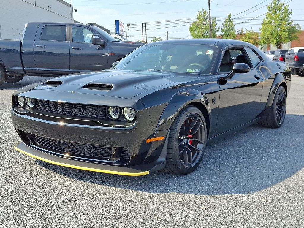 2023 Dodge Challenger SRT8 Hellcat Widebody photo 3