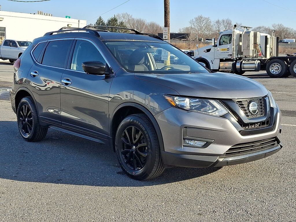 Used 2018 Nissan Rogue SV SUV