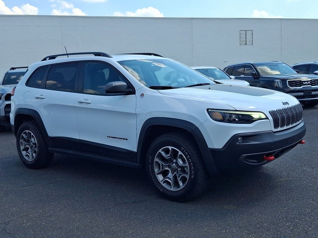 Used 2021 Jeep Cherokee Trailhawk SUV