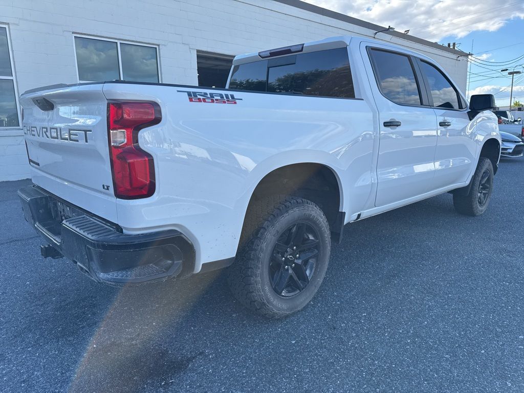 2022 Chevrolet Silverado 1500 LT Trail Boss photo 3