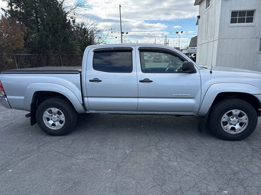 Used 2010 Toyota Tacoma SR5 Truck