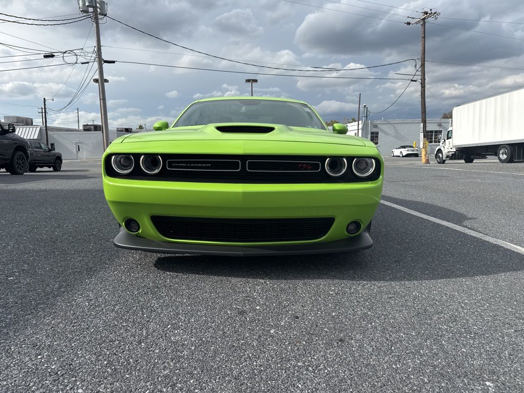2023 Dodge Challenger R/T photo 4