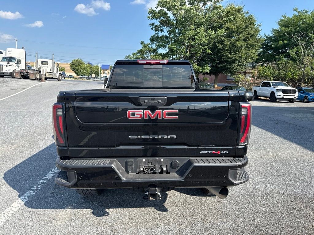 Used 2025 GMC Sierra 2500HD AT4X Truck