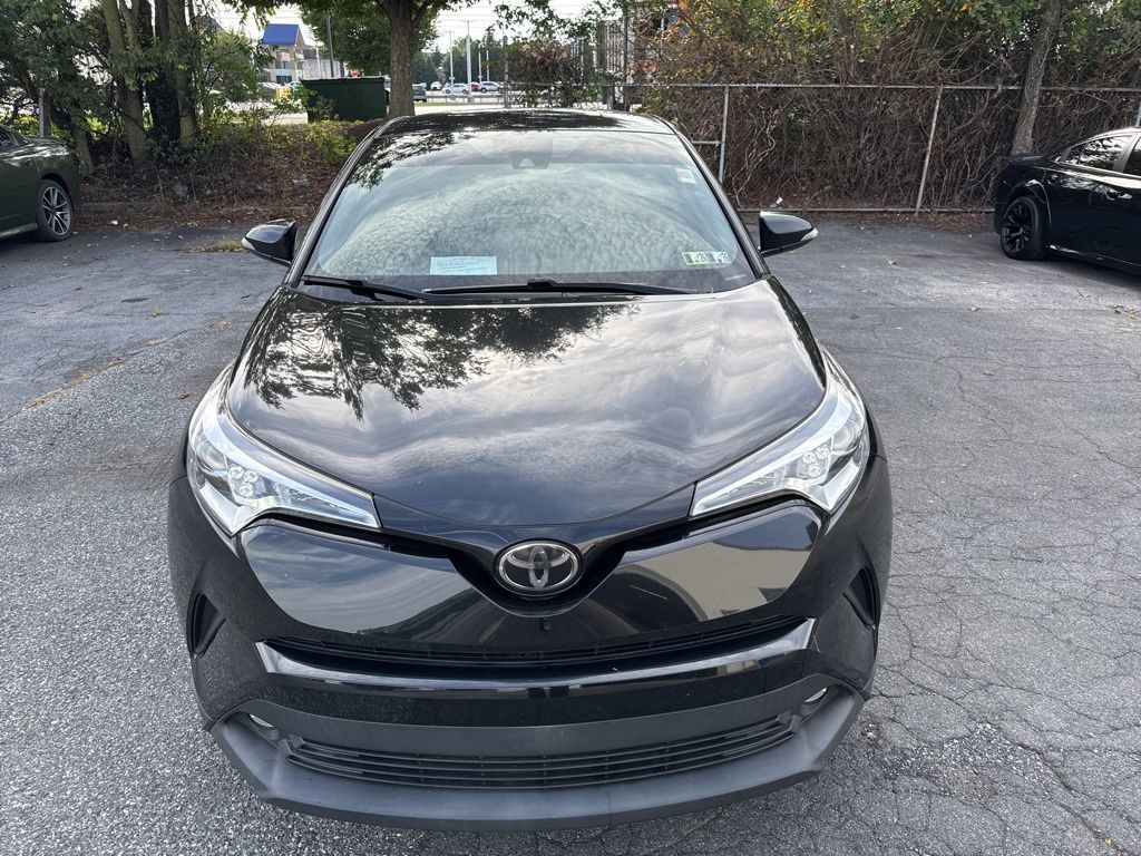 2019 Toyota C-HR Limited photo 2