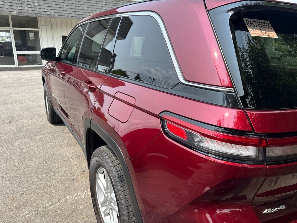 Certified 2025 Jeep Grand Cherokee Laredo SUV