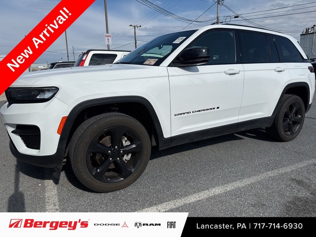 Used 2025 Jeep Grand Cherokee Altitude X SUV